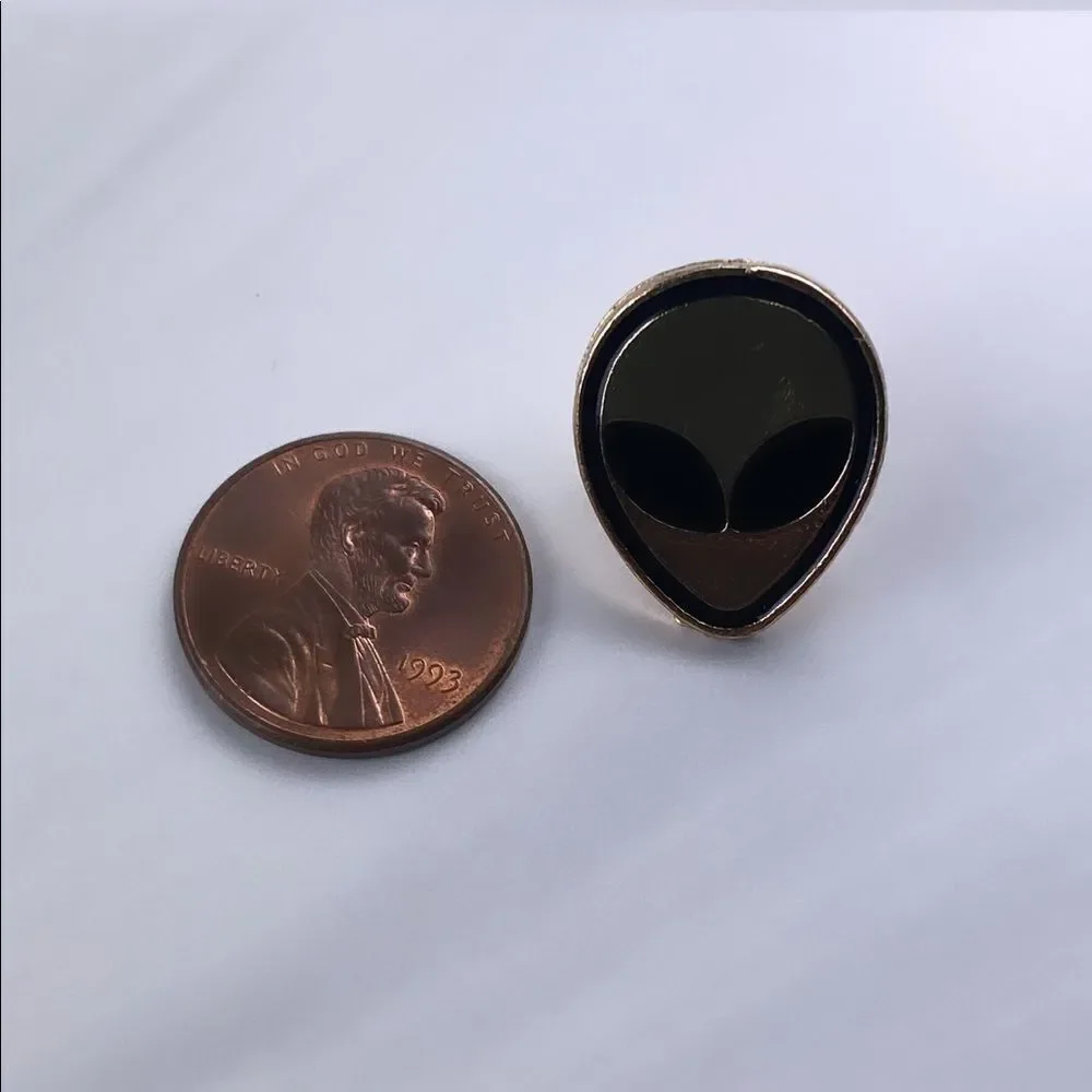 Alien Gold & Black Enamel Pin / Brooch